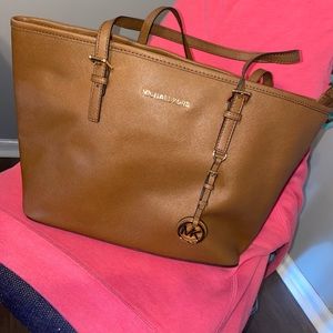 Michael Kors Leather Tote / Purse